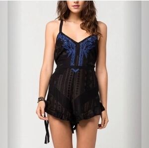 O'NEILL & CYNTHIA VINCENT Size S Black Jannali Embroidered Romper New With Tags!